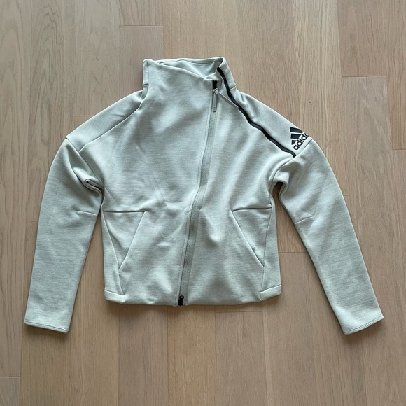 Adidas Jackets \u0026 Coats | Adidas Z.N.E. Heartracer Jacket in Ash Silver | Color: Black/Silver | Size: M | Alexmark's Closet